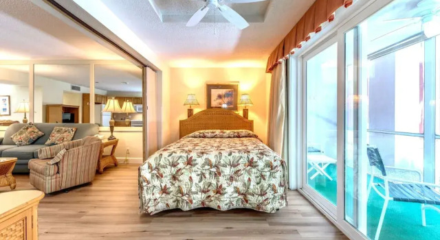 Студия с частичным видом Getaways at Destin Holiday Beach Resort