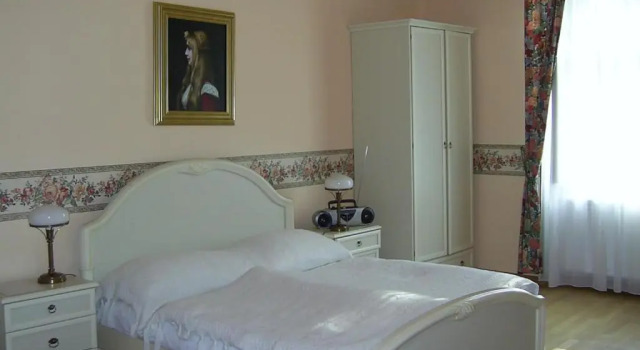Номер Standard Pension Šejko