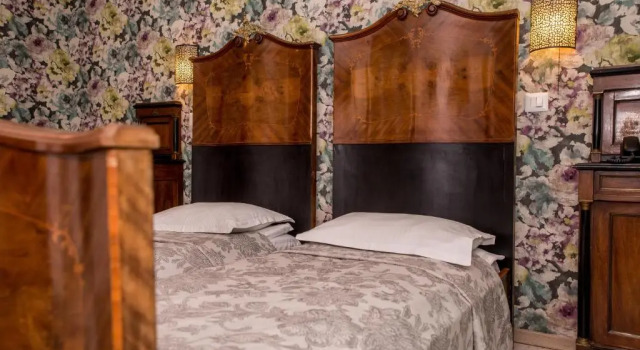 Standart çift kişilik oda Hotel Senator
