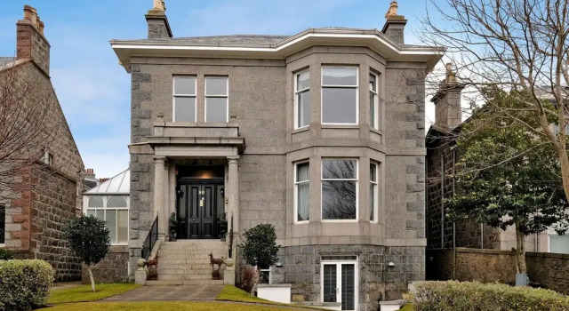 Chic and Contemporary Aberdeen Home Near to Hazlehead Park, Prenota Hotel Aberdeen 