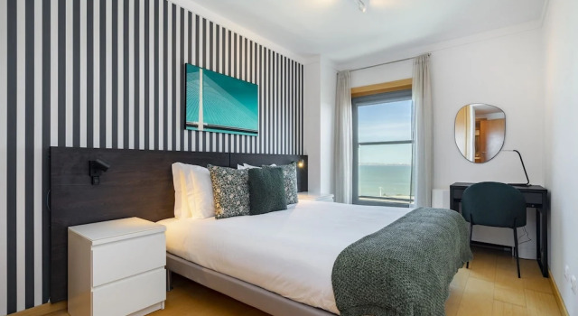 Panoramic Living W/ Elevator, Ac, Garage Perfect For Families & Business Travellers, Rezervovat Hotel Lisbon Region Estremadura
