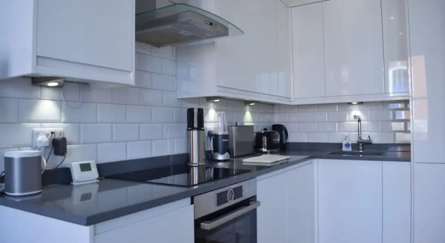 Spacious 1 Bedroom Apartment in Clapham, Забронировать Апартаменты/квартира Апартаменты Лондона, Апартаменты/квартира