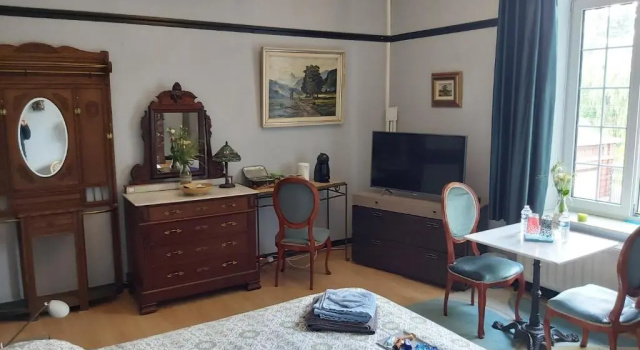 Номер Superior Château Lambert Moulinsart Hotel, shuttle airport, long term parking, snooker, large terrasse, dinner, breakfast