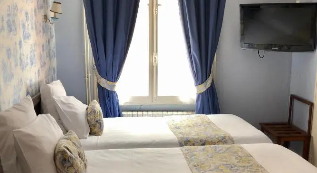Двухместный номер Standard с видом на улицу Logis Hôtel Restaurant le Printania