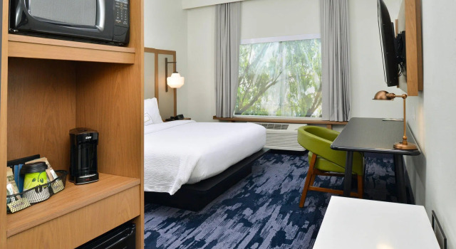 Двухместный номер Standard Fairfield Inn & Suites by Marriott Charlotte University Research Park
