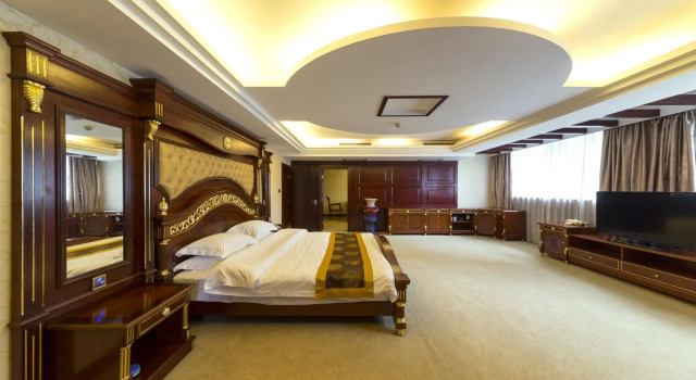 Yangshuo New West Street International Hotel, Book Hotel Yangshuo Guangxi, near Yangshuo Double Beach