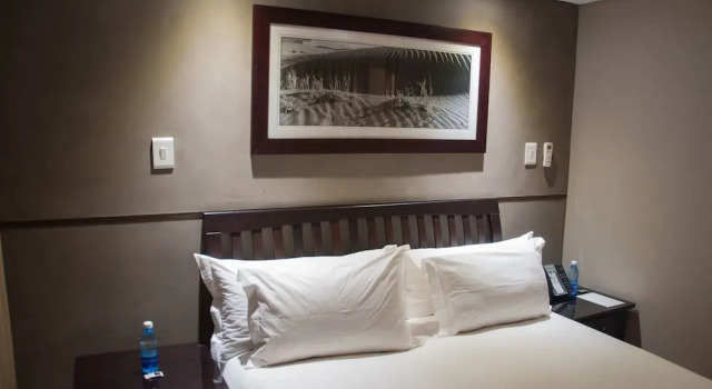 Двухместные апартаменты Standard Circa On The Square Hotel