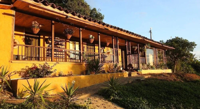 Finca El Colibri, Rezervovat Hotel Hotely v Santander s parkováním, Parkování