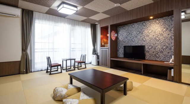 Ooedo Onsen Monogatari Amakusa Hotel Kameya, Rezervovat Hotel Hotely v Kumamoto s parkováním, Parkování
