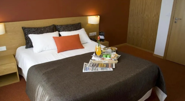 Апартаменты с балконом Paredes Hotel Apartamento