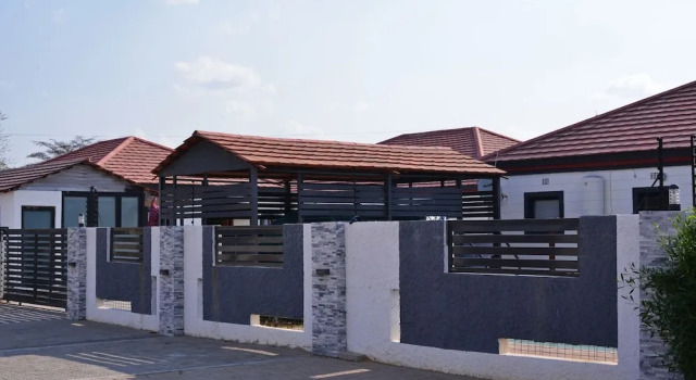 Phakela Cottages, Забронировать Отель Джваненг Ботсвана