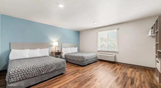 Четырёхместный люкс Woodspring Suites Charlotte - Arrowood