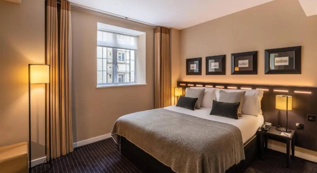 Номер Standard The Resident Victoria