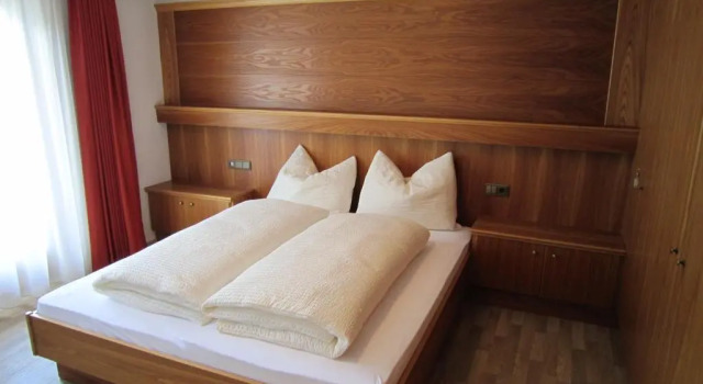 Апартаменты с 2 комнатами с балконом Aparthotel Garni Haus Hubertus