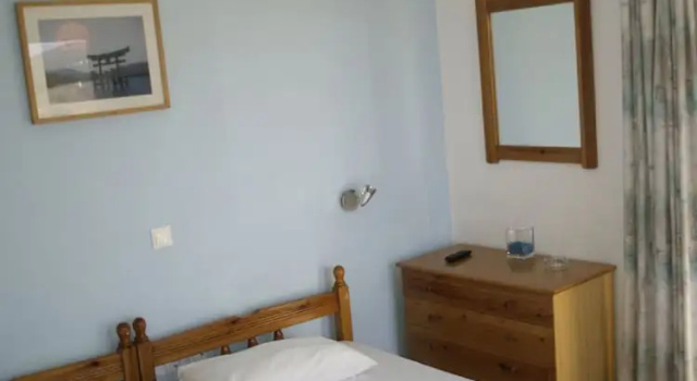 Трёхместный номер Standard с балконом и с видом на море Nikolaki Rooms