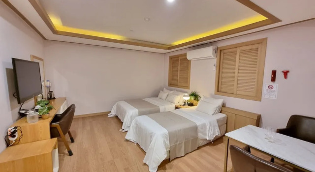 Двухместный семейный номер Standard LEX Tourist Hotel