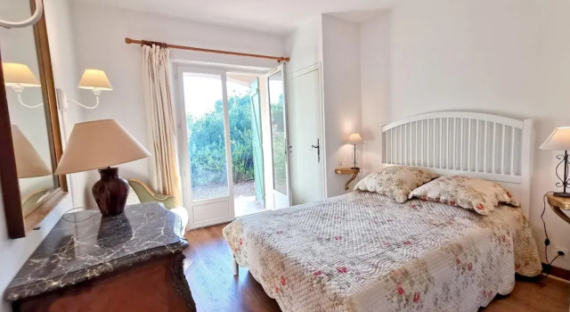 Villa With 4 Bedrooms in La Croix-valmer, With Private Pool, Enclosed