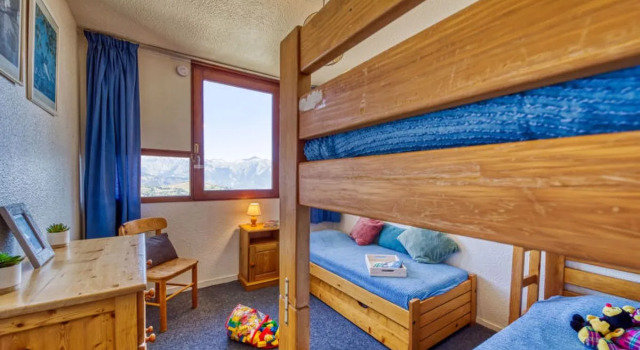 Vostok Zodiaque 12660, Book Hotel Hoteller i Rhône-Alps med pool, Swimmingpool