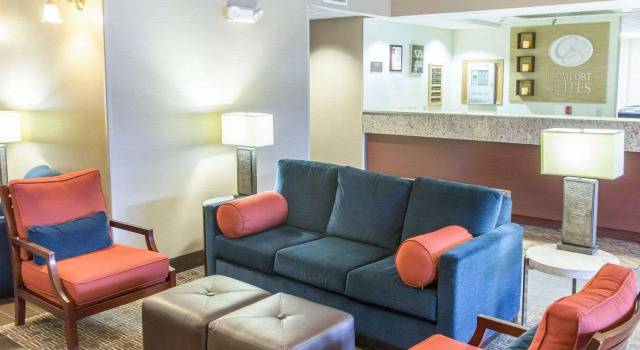 Comfort Suites Marquette, Rezerwuj Hotel Marquette Michigan