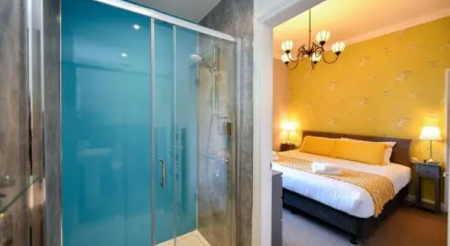 Brewery house, Book Hotel Minnigaff Scotland