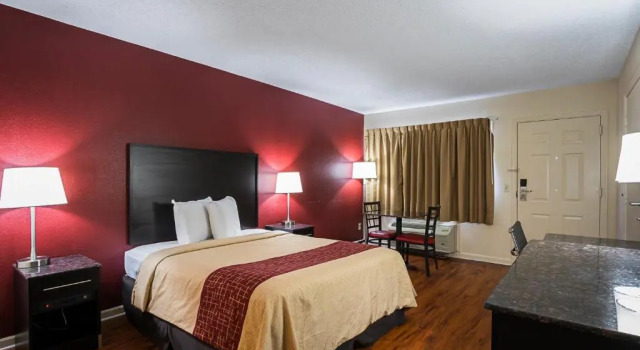 Двухместный номер Standard Red Roof Inn & Suites Scottsboro
