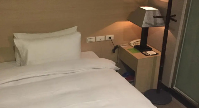 Одноместный номер Standard Royal Hotel