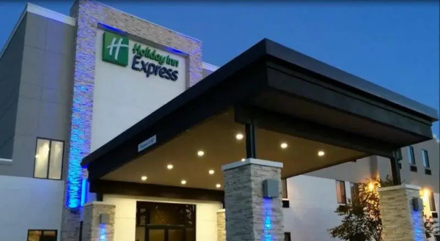 Люкс c 1 комнатой Holiday Inn Express & Suites - Oklahoma City Airport by IHG
