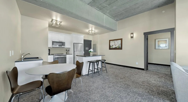 Люкс The Suites at Prairie Falls & Event Center