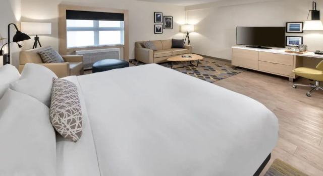 Номер Executive The Insignia Hotel, Sarnia, a Tribute Portfolio Hotel