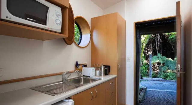 Трёхместный номер Standard c 1 комнатой Scenic Hotel Punakaiki