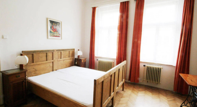 Residence Královský Vinohrad, Забронировать Отель Отели Праги с парковкой, рядом с Намести Миру, Парковка