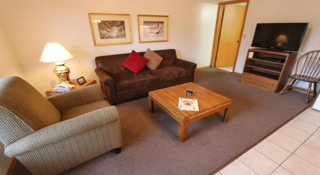 Roundhouse Resort