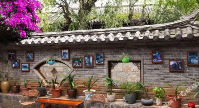 Yiho Inn, Забронировать Отель Лицзян Юньнань, рядом с Улица Сквер-стрит Древнего города Даянь