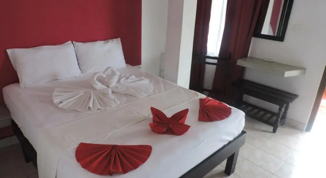 Sea View Beach Hotel, Prenota Hotel Nilaveli Distretto di Trincomalee