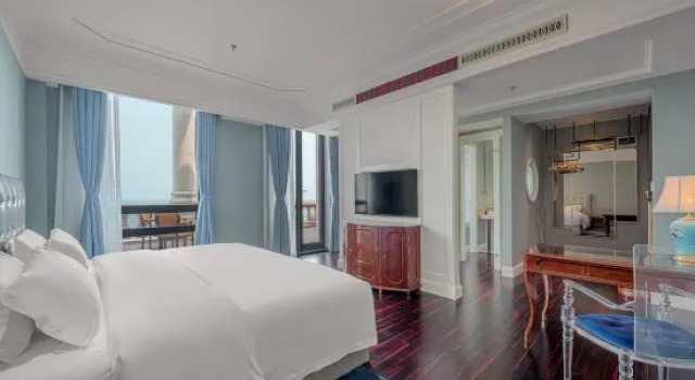 Люкс Deluxe Dalian BAMBOO Hotel (International Conwention Center Venice Water City)