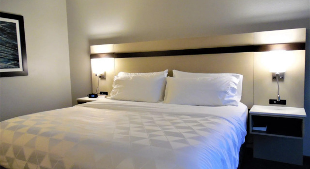Номер Standard Holiday Inn - Bloomington - Normal by IHG