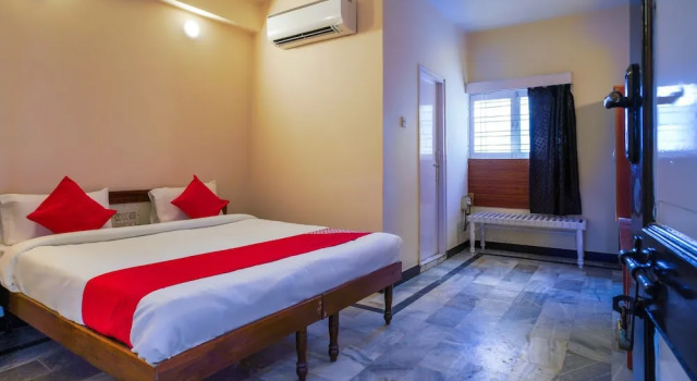 Двухместный номер Standard Hotel O Raja Residency Near Snow World