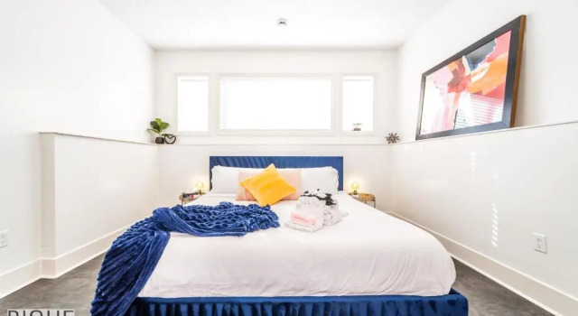 Коттедж FRENCH GARDEN ESCAPE I Walk to River Valley I w free parking & Fast WiFi!