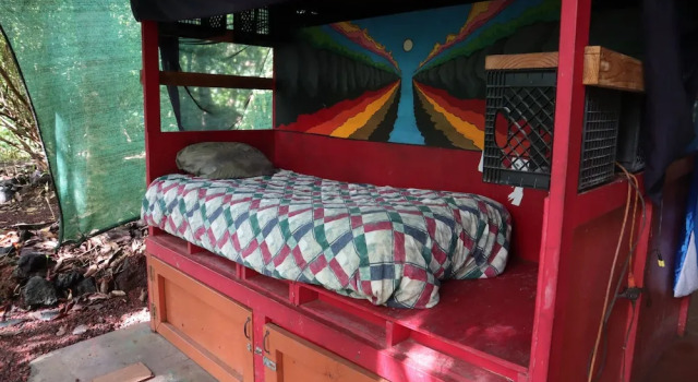 Cinderland EcoVillage - Hostel, Book Hostel / Vandrerhjem Kapoho USA