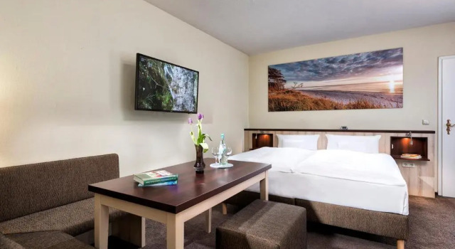 Полулюкс Best Western Plus Ostseehotel Waldschloesschen