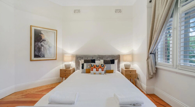 HomeHotel-LuxuryHome 500m Crows Nest Shops