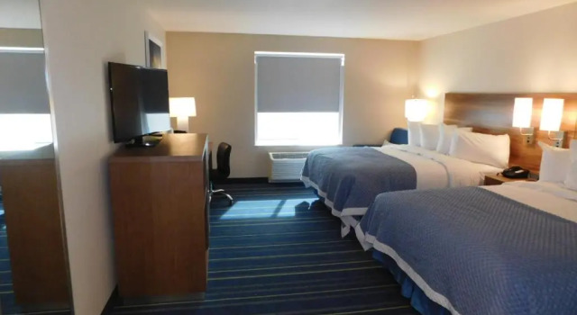 Номер Deluxe Days Inn & Suites by Wyndham Kearney NE