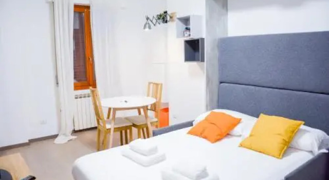 Comfortable Apt. Close To Bocconi And Navigli, Book Hotel Navigli Milan