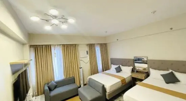 Люкс Jasrich Suite Behind SM Trece Martires
