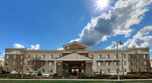 Двухместный номер Standard Holiday Inn Express Hotel & Suites Lincoln-Roseville Area by IHG