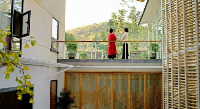 Guilin Banxianting (Guangxi Normal University Qixing Park)