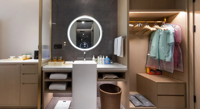 Номер Premium Guangzhou Baiyun Airport MeHood Liz Hotel