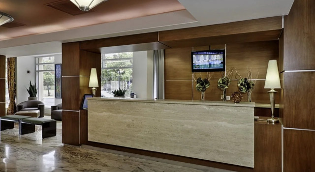 Courtyard by Marriott San Juan Miramar, Забронировать Отель Сантурсе Вьехо Сан-Хуан