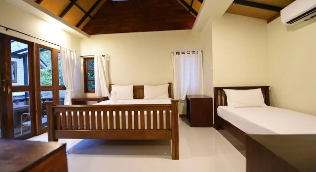 Трёхместный номер Deluxe с балконом Chunut House Resort