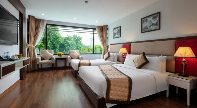 Skylark Hotel